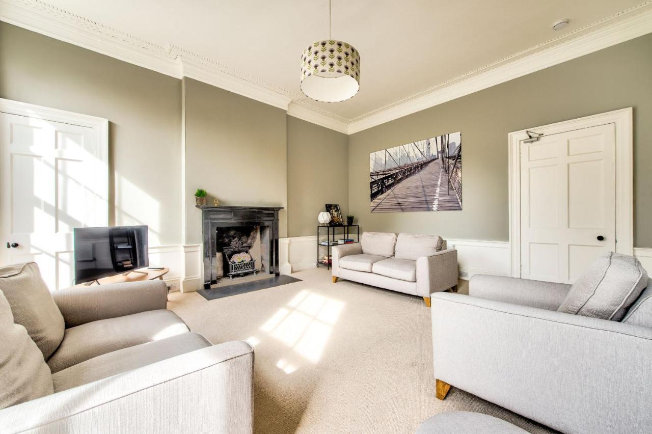 Joivy Bright & Spacious Apt In Stockbridge 爱丁堡 外观 照片